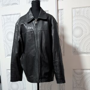 Claiborne Men's Large Black Leather Jacket (Lambskin)